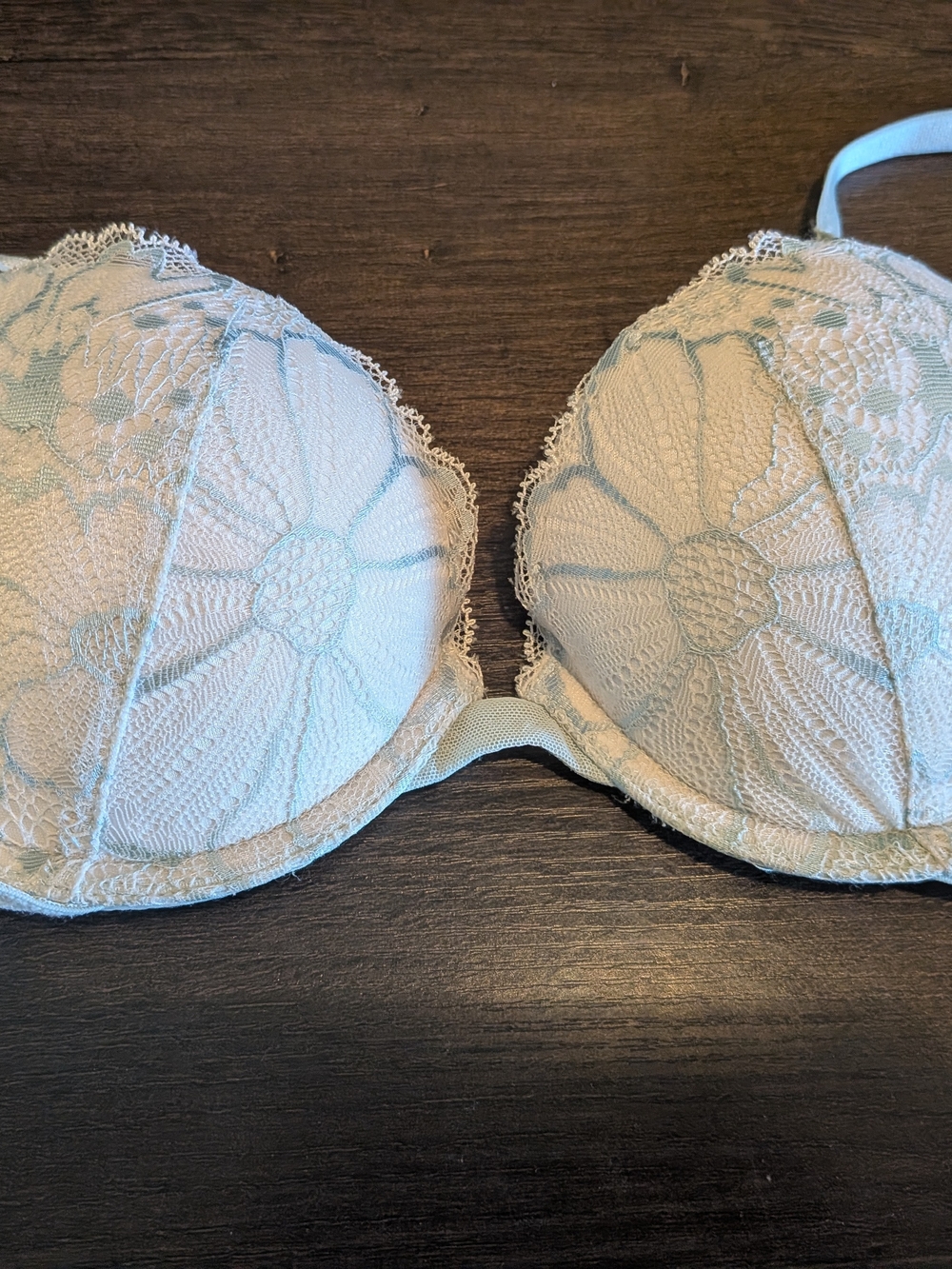 Lace Underwire Bra in Light Blue - Women's Intimates